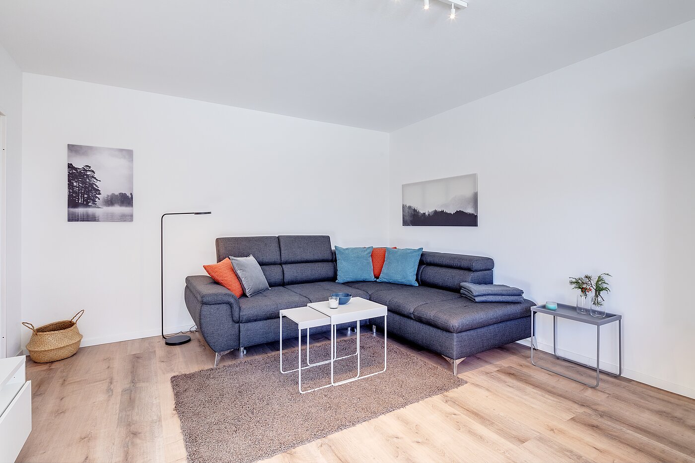 Appartamento al piano terra a 2 camere | München-Moosach | 70462 | Eckcouch