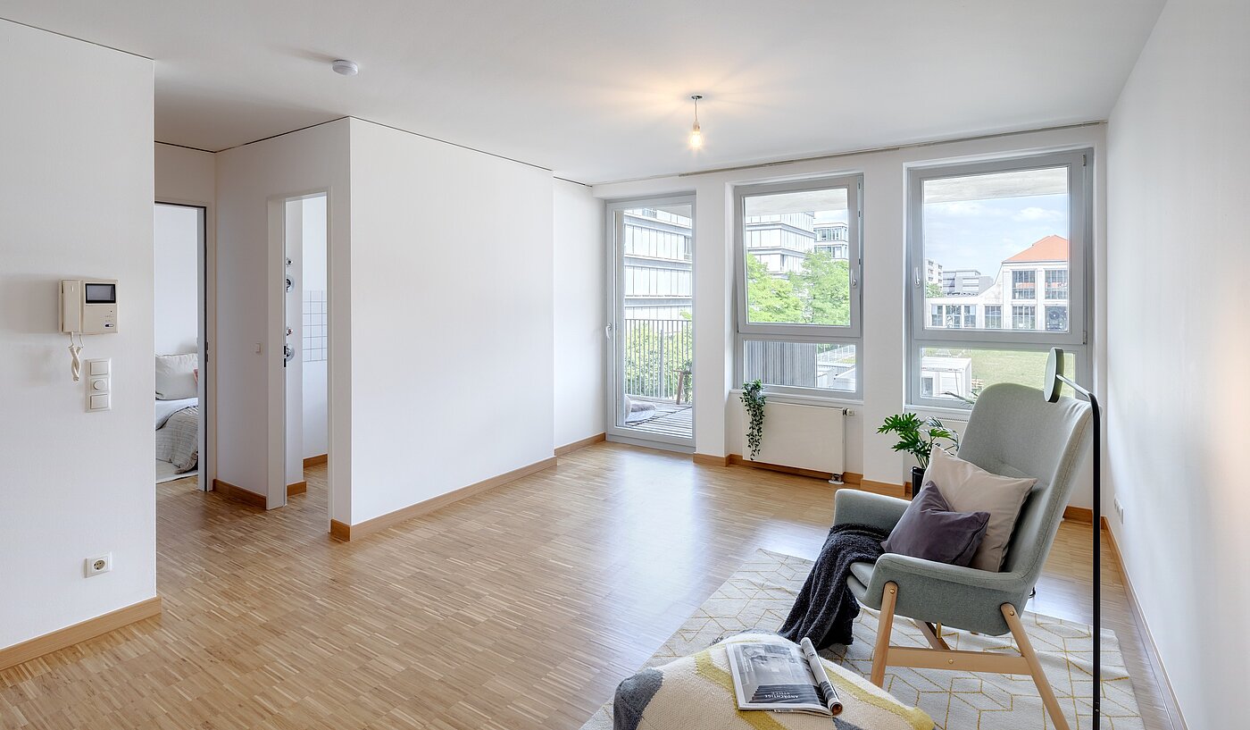 Appartamento a 2 camere | München-Schwanthalerhöhe | 2206ML11 | Blick in den Wohnraum...