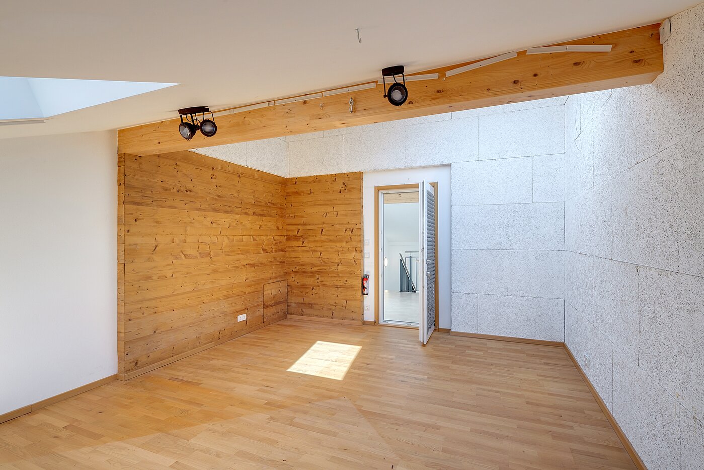 Proprietà speciale a 8 camere | 70406 | Musikzimmer Dachgeschoss