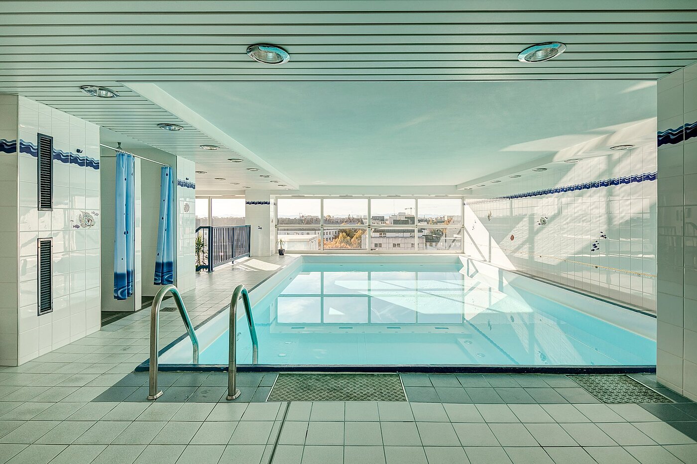 Appartamento al piano terra a 2 camere | München-Sendling-Westpark | 2003ML11 | Schwimmbad...