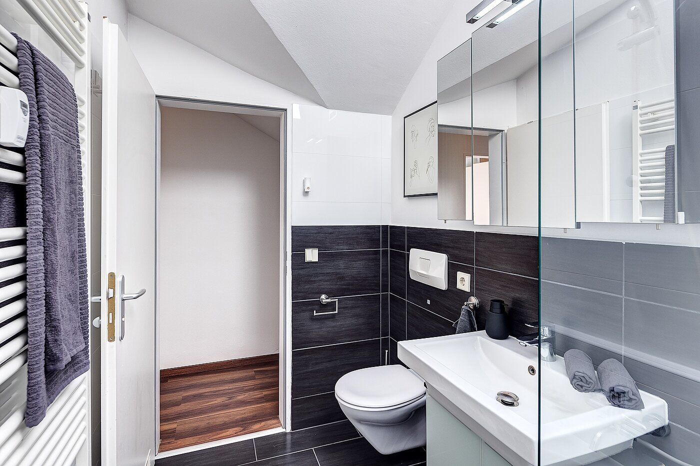 Appartamento a 2 camere | München-Untermenzing | 70177 | ...mit stilvollen Fliesen...