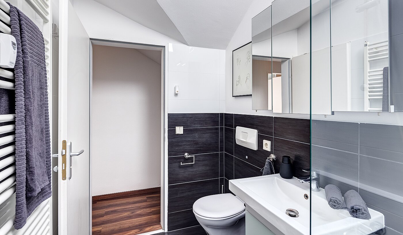 Appartamento a 2 camere | München-Untermenzing | 70177 | ...mit stilvollen Fliesen...