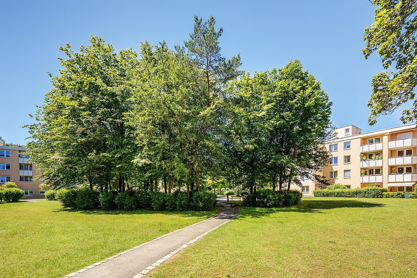 Appartamento al piano terra a 4.5 camere | München-Perlach | 2003ML6 | Gepflegte Außenanlagen