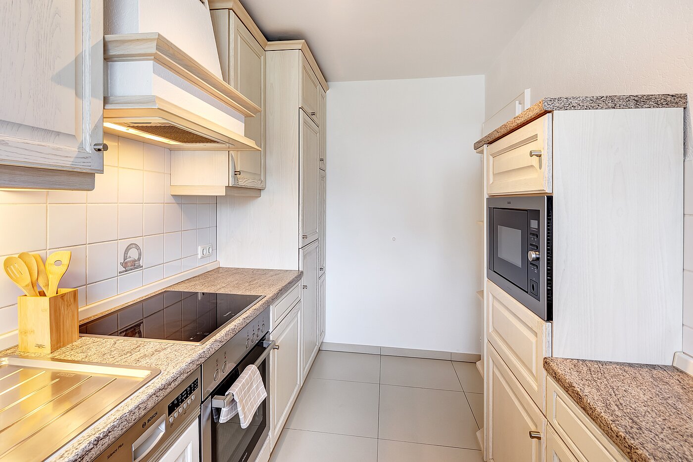 Appartamento a 3.5 camere | 70284 | voll ausgestattet