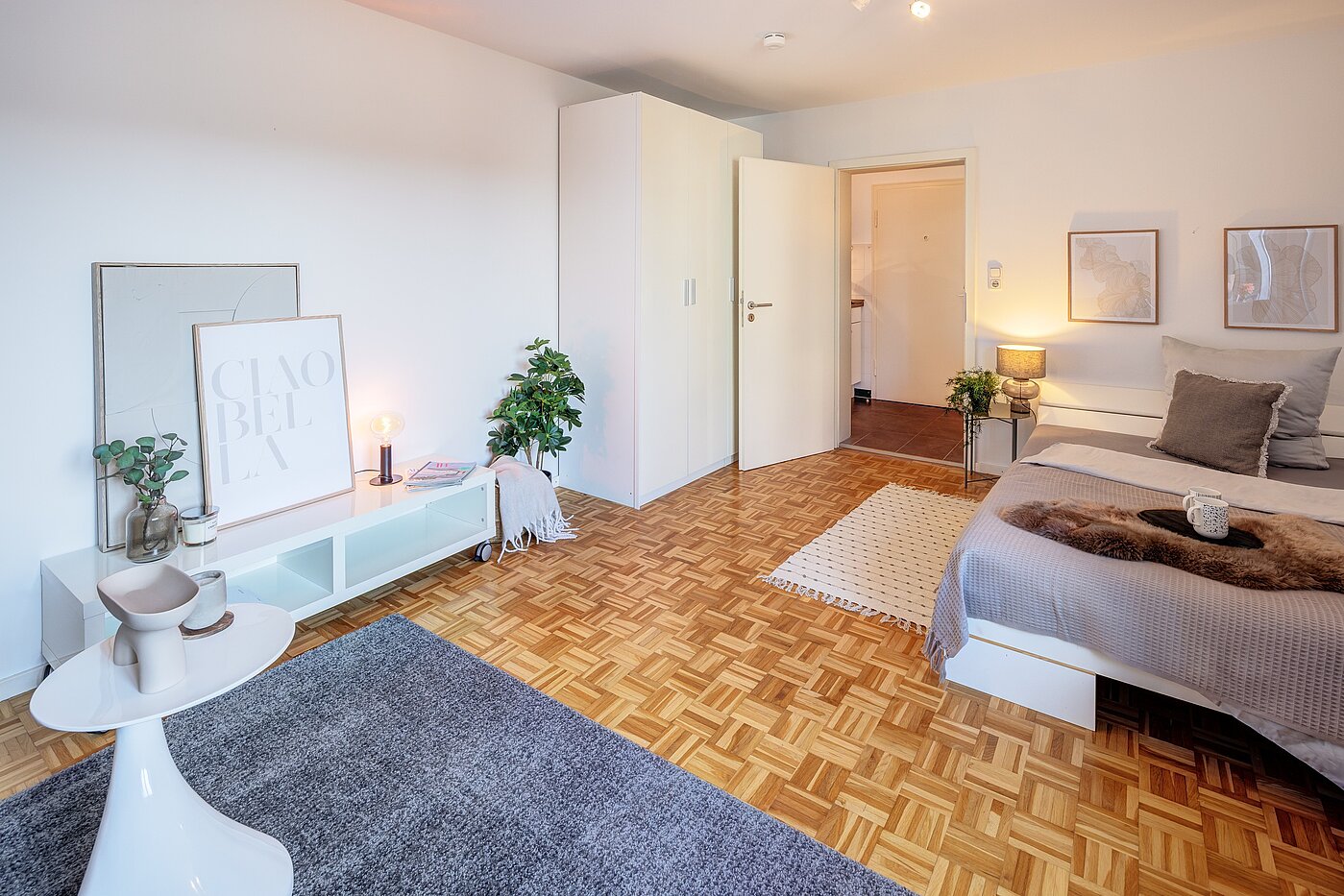 Apartment a 1 camera | München-Schwabing | 70200 | ...und Schlafbereich...