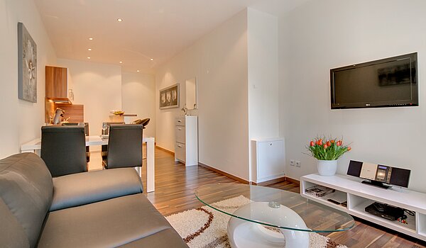 Appartamento al piano terra a 4 camere | München-Neuhausen | 70471 | Wohnzimmer