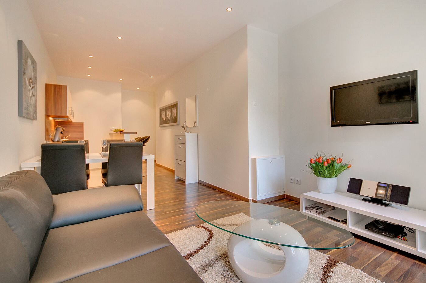 Appartamento al piano terra a 4 camere | München-Neuhausen | 70471 | Wohnzimmer