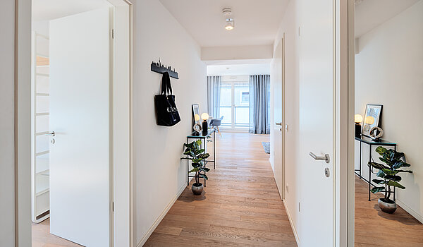 Penthouse a 2 camere | München-Bogenhausen | 70385 | Heller Flur mit...