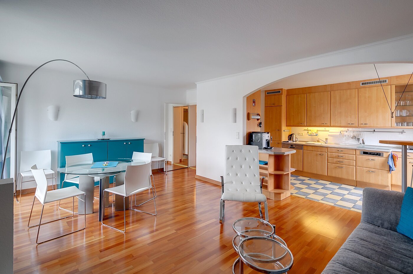 Appartamento a 2 camere | München-Schwabing | 2102ML3 | Blick in die offene Küche