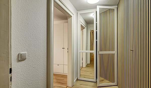 Appartamento mansardato a 4.5 camere | München-Ludwigsvorstadt | 70461 | Diele 2