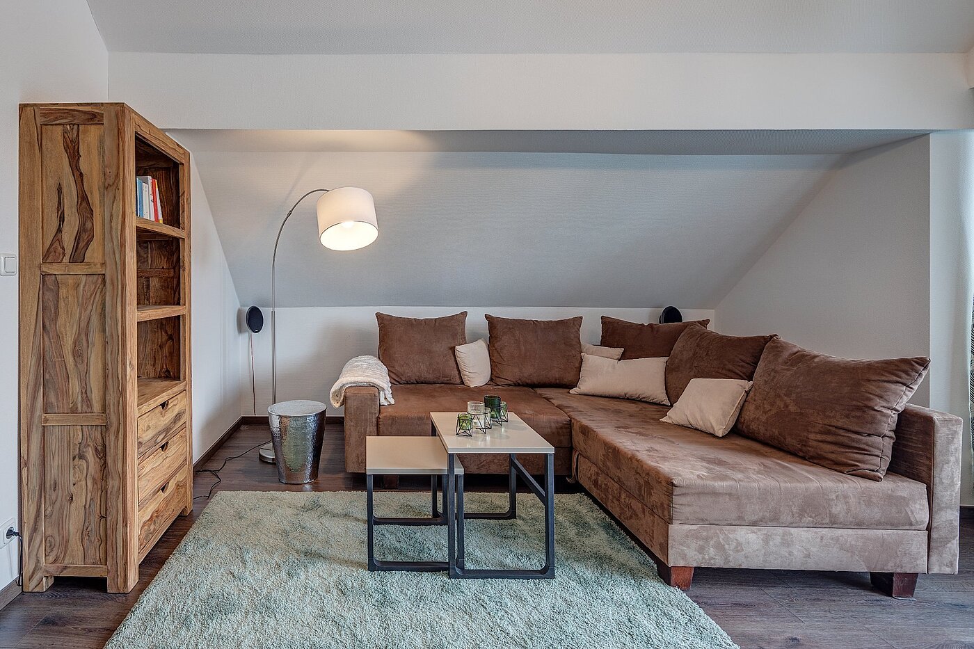 Appartamento mansardato a 3 camere | München-Hasenbergl | 1803ML5 | Gemütliche Sitzecke