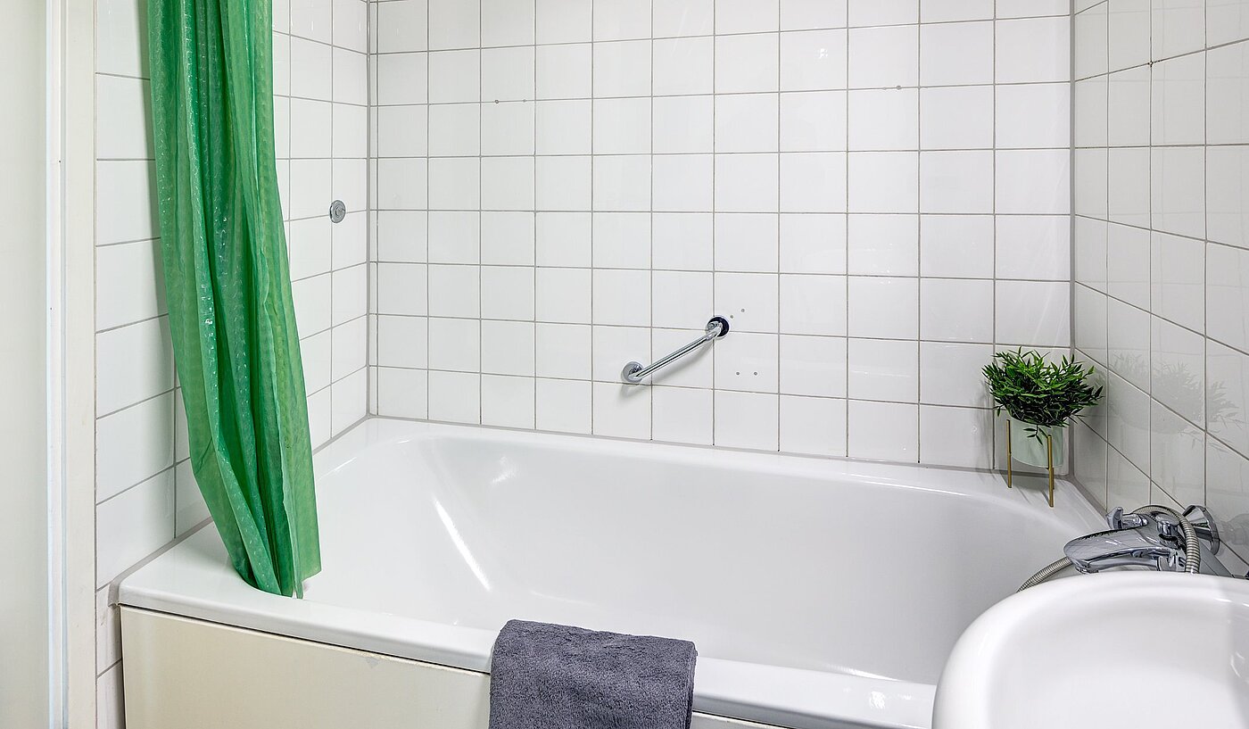 Appartamento a 2 camere | München-Sendling-Westpark | 2010ML9 | ...mit Duschwanne