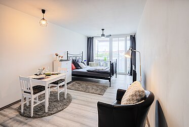Au-Haidhausen: appartamento compatto con loggia – disponibile a breve