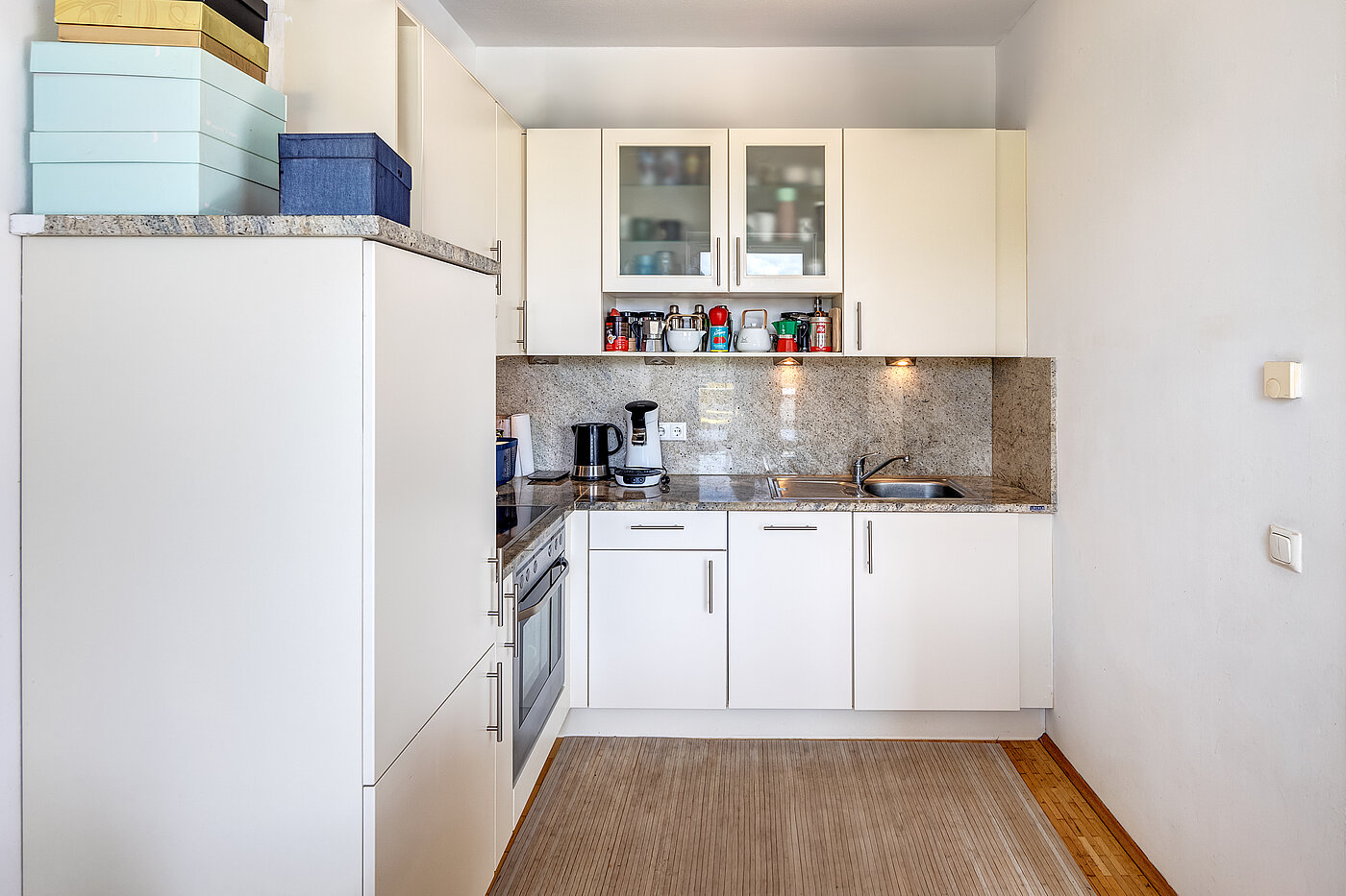 Appartamento a 2 camere | München-Schwabing | 70153 | Voll ausgestattete Einbauküche...