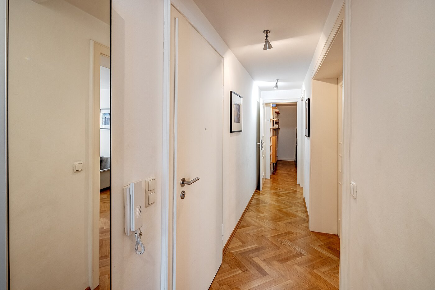 Appartamento a 3 camere | München-Schwabing | 2212ML1 | Freundliches Entreé