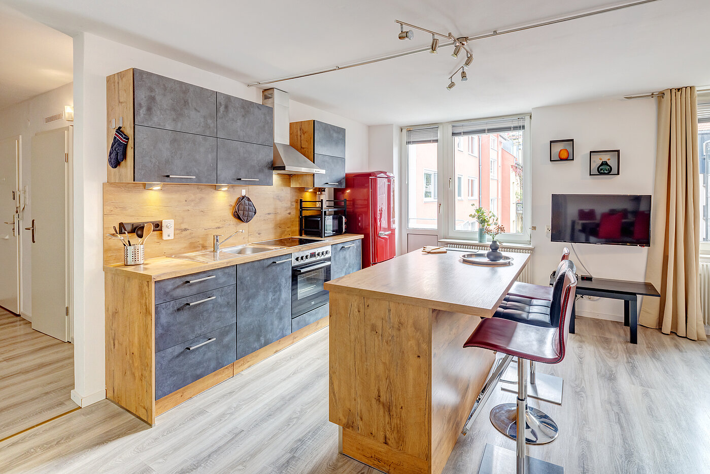 Appartamento a 3 camere | München-Schwabing | 70292 | Geschmackvolle Einbauküche