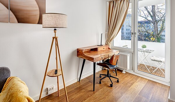 Apartment a 1 camera | München-Milbertshofen | 70183 | Schreibtisch...