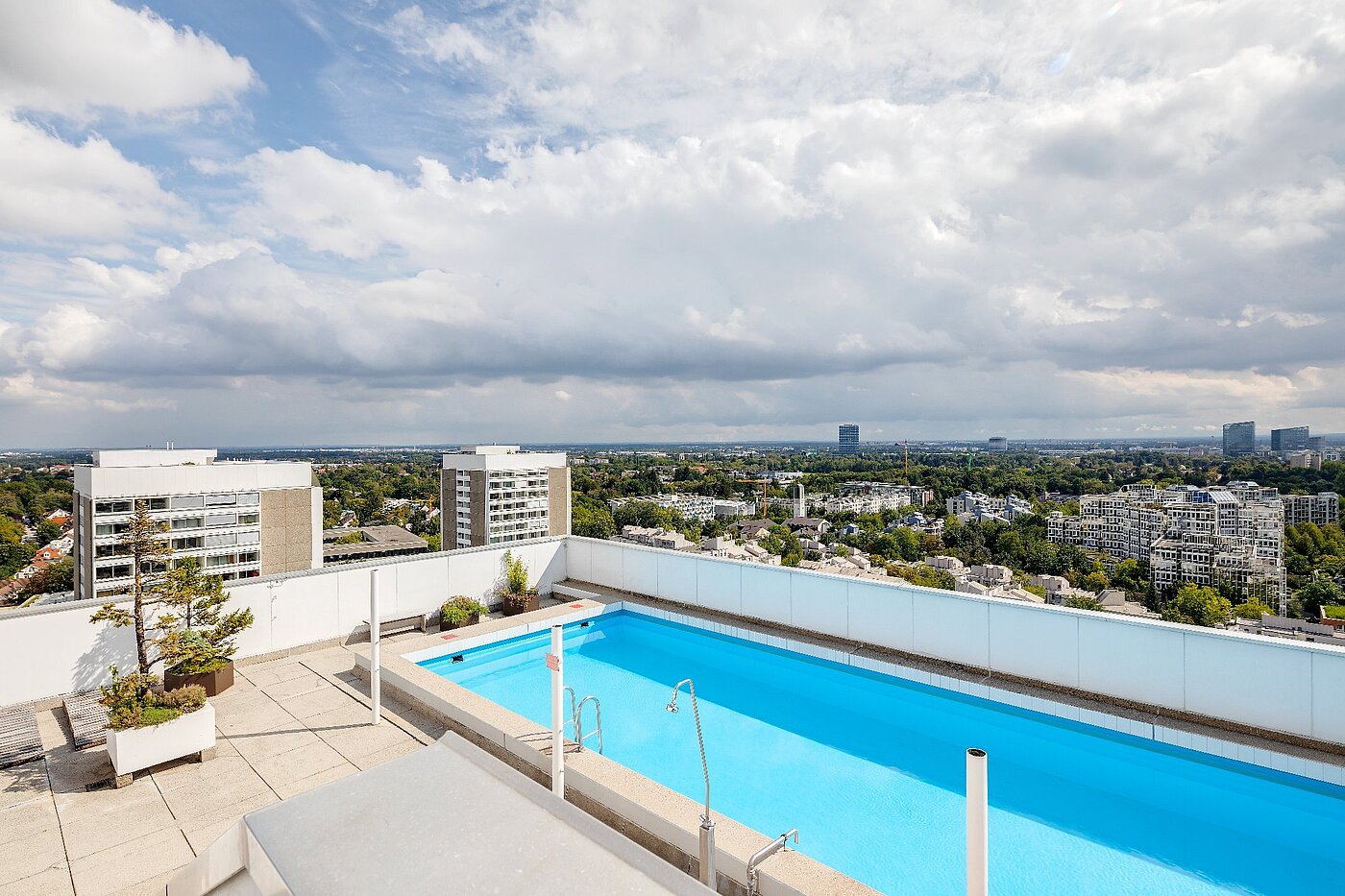 Appartamento a 1 camera | München-Bogenhausen | 2103ML6 | Rooftop Pool