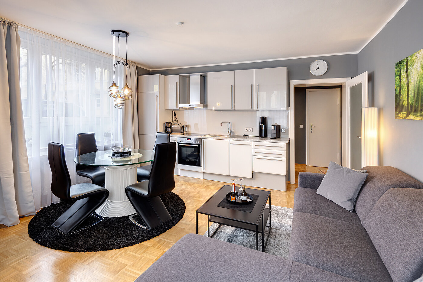 Appartamento al piano terra a 2 camere | 70219 | ...mit Platz zum Essen und Kochen