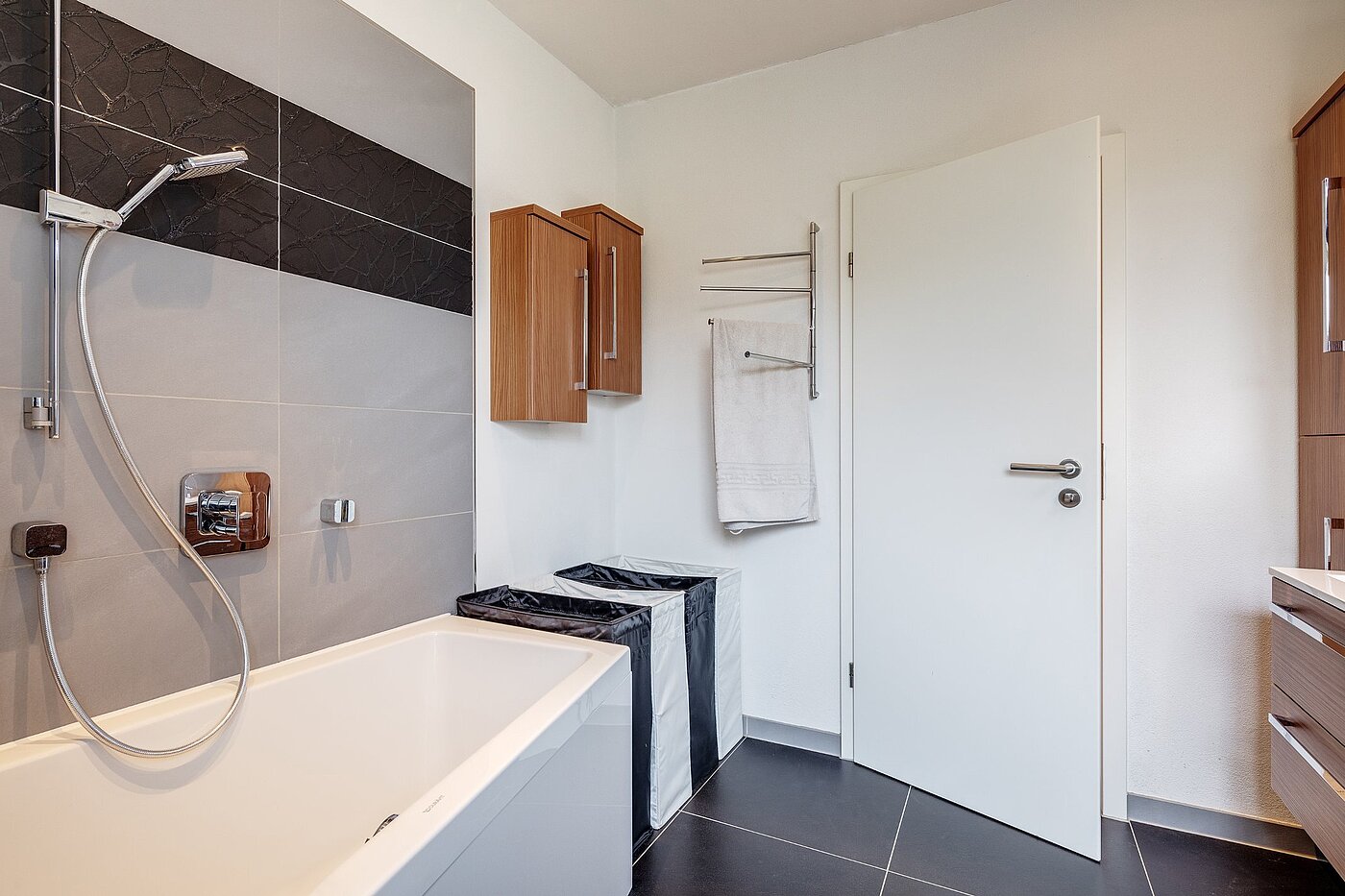 Appartamento a 3 camere | Karlsfeld | 1904ML1 | ...Tageslichtbad
