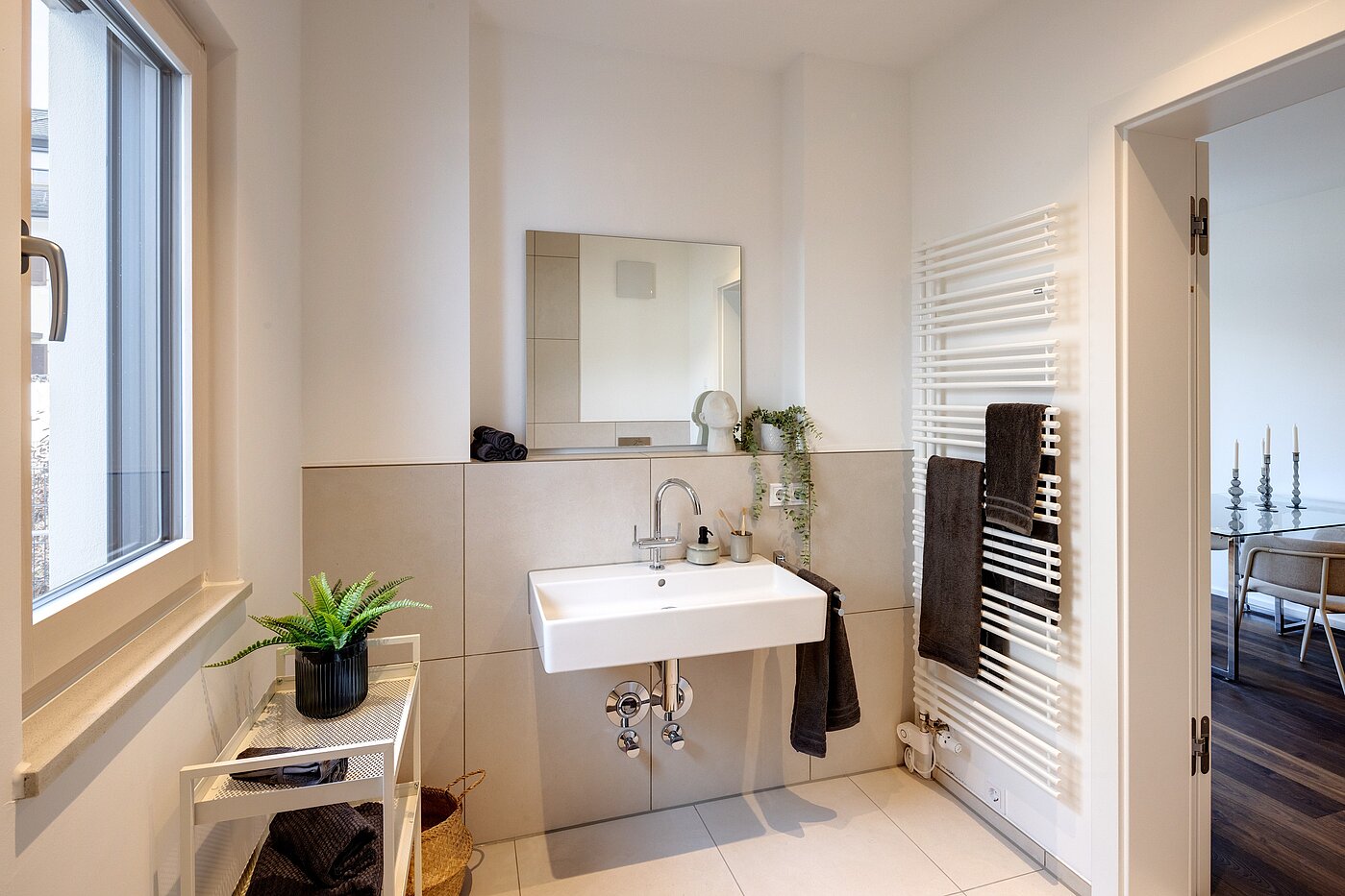 Terrassenwohnung a 2 camere | München-Harlaching | 70372 | Tageslichtbad