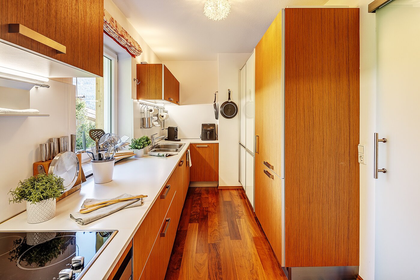 Casa a schiera d'angolo a 3 camere | Kreuth | 70037 | Die schöne und helle Küche...