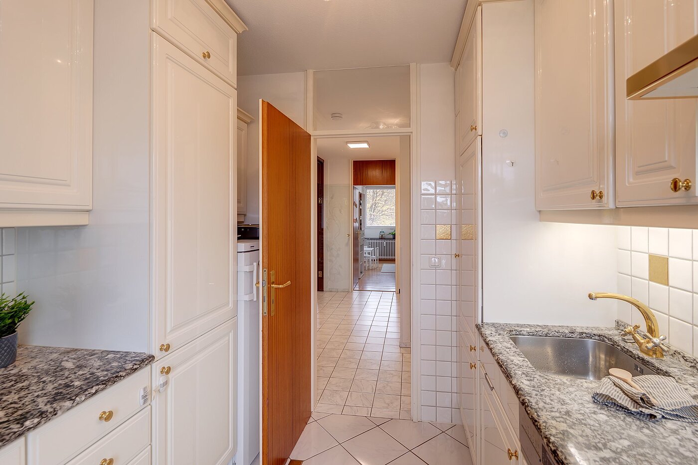 Appartamento a 3 camere | München-Perlach | 2010ML5 | voll ausgestattet