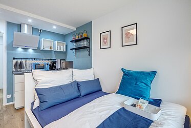 Neuhausen: Appartamento con 1 camera da letto, ben tenuto e come nuovo