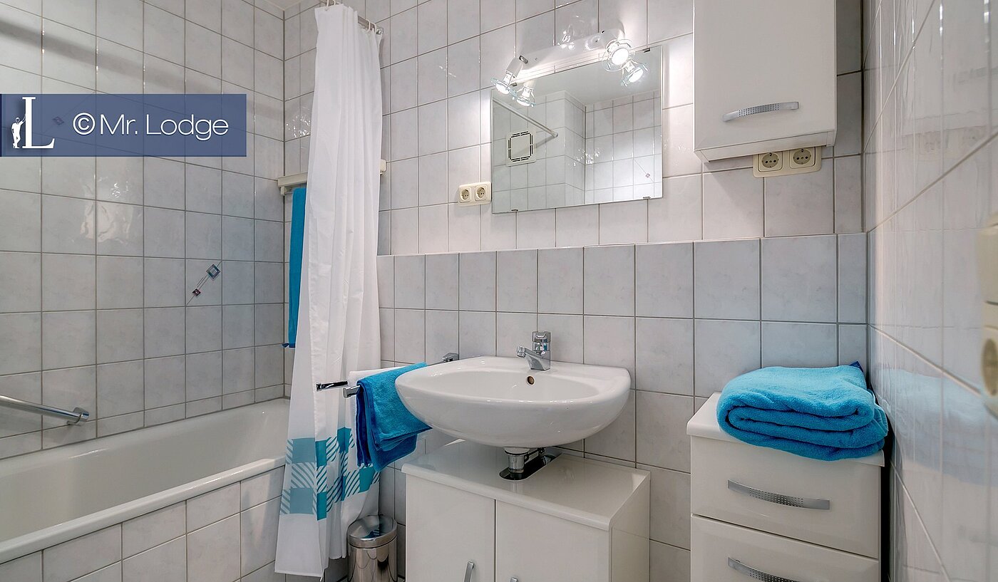 Appartamento a 1 camera | München-Untermenzing | 1802ML1 | Bad mit Badewanne