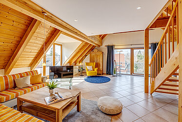 Trudering: appartamento di 3,5 locali all'ultimo piano con perfetta disposizione degli ambienti e balcone - libero