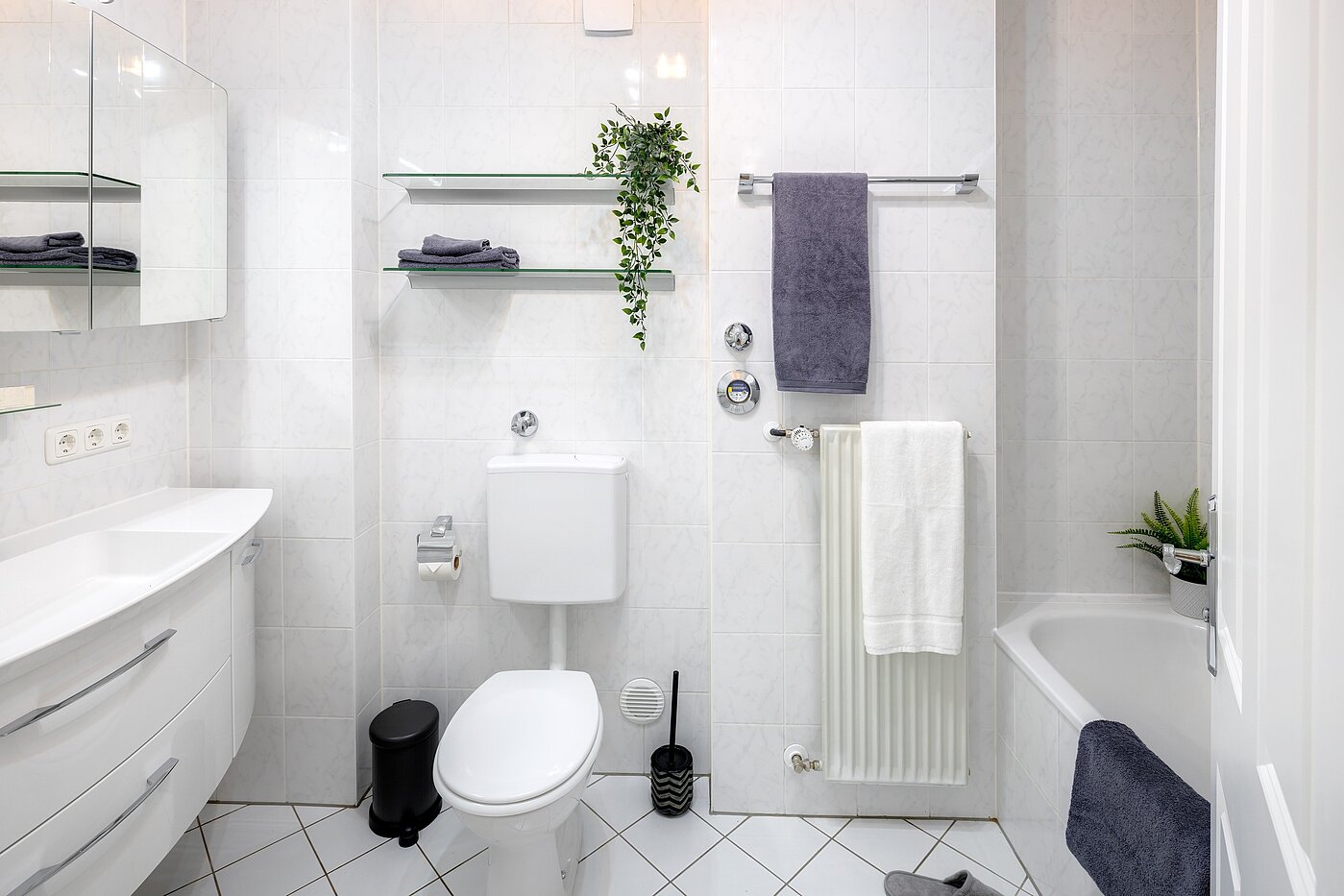 Appartamento a 3 camere | München-Obergiesing | 70028 | Geräumiges Bad mit...