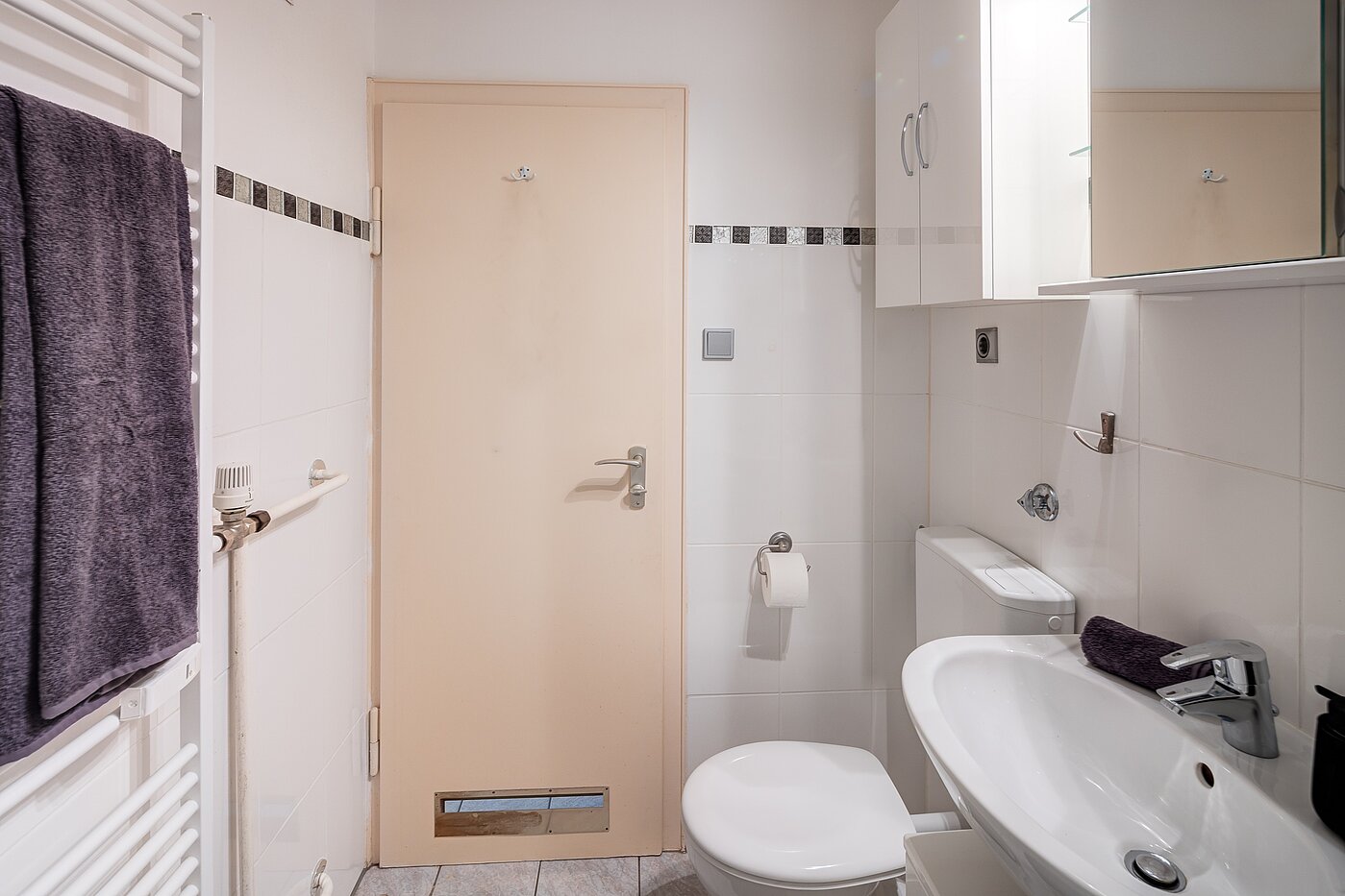 Apartment a 1 camera | München-Forstenried | 70190 | Geschmackvolles Bad...