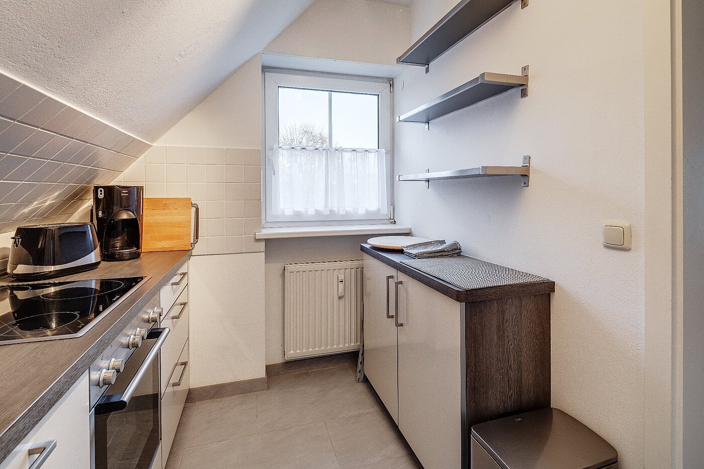 Appartamento a 2 camere | Unterhaching | 2004ML7 | helle Küche