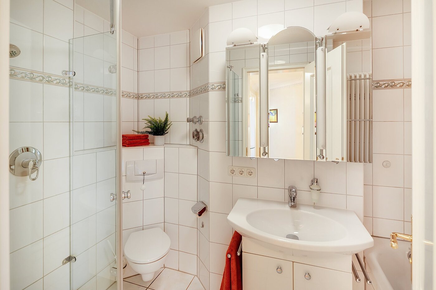 Appartamento a 2 camere | München-Sendling | 2010ML1 | Hell gefliest mit Dusche...