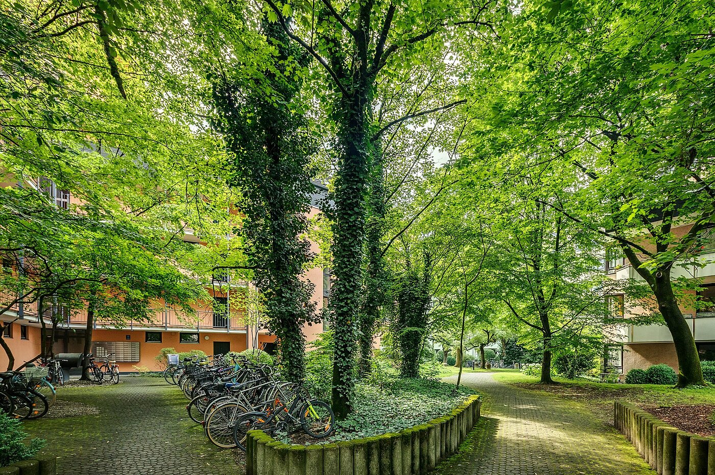 Appartamento a 1 camera | München-Haidhausen | 2102ML4 | Zugang zum Haus im Sommer