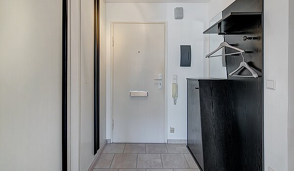 Apartment a 1 camera | München-Feldmoching | 70484 | Flur mit Garderobe