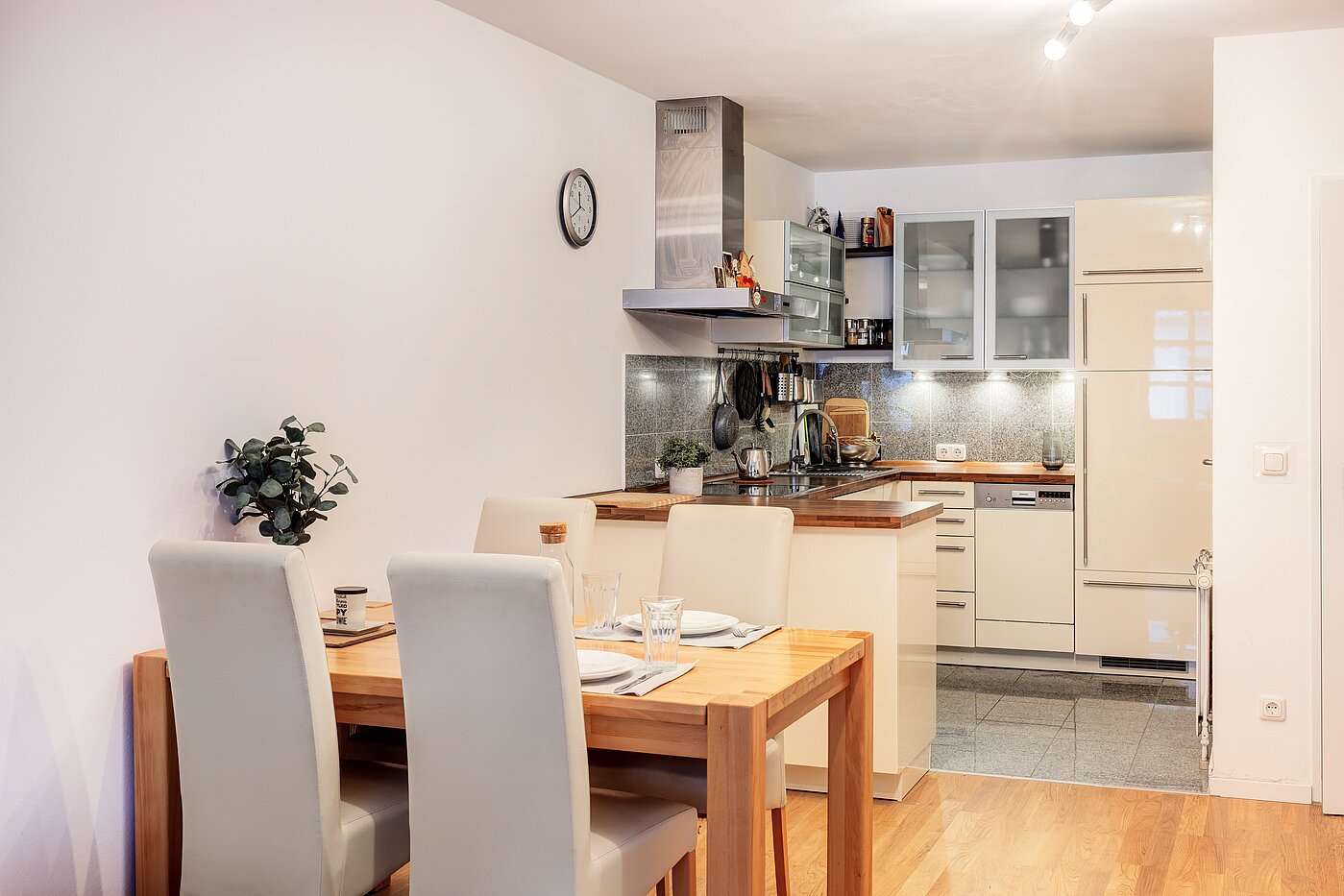 Appartamento a 2 camere | 70206 | Clever integrierte...