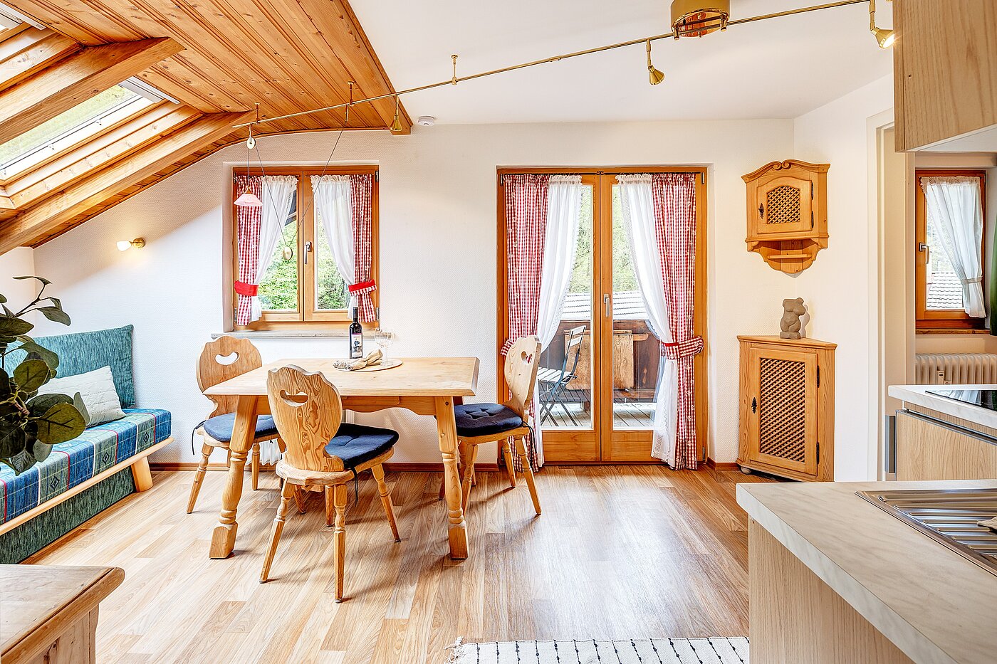 Appartamento mansardato a 2 camere | Bad Wiessee | 70017 | Eingang zur Wohnung