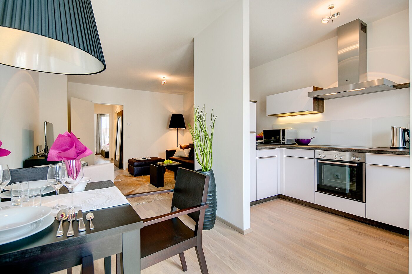 Appartamento a 2 camere | München-Maxvorstadt | 70023 | Geschmackvolle Küche...