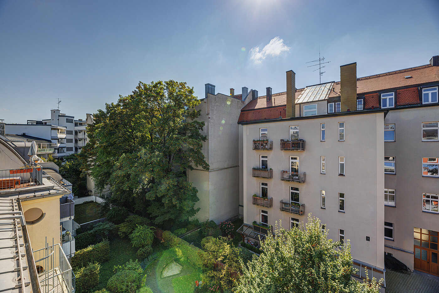 Appartamento a 1 camera | München-Schwabing | 70449 | Blick von der Terrasse...