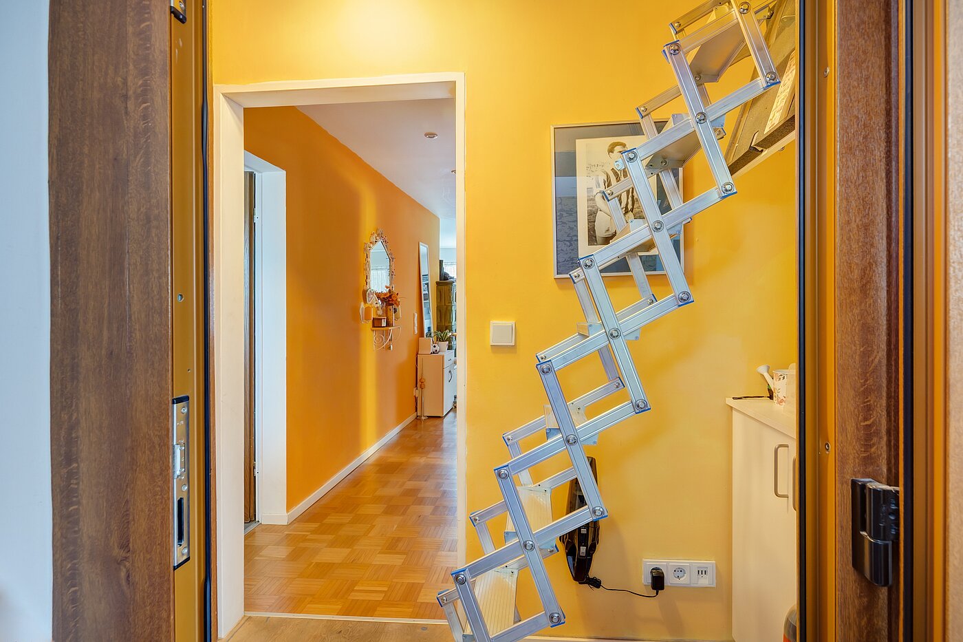 Casa indipendente a 8 camere | 70229 | Zusätzliche Staufläche...