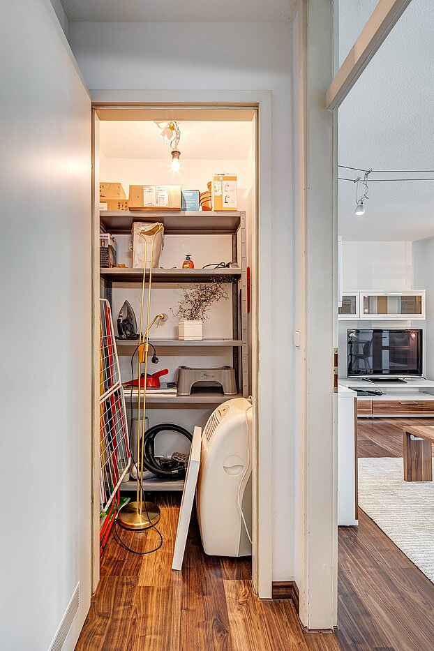 Appartamento a 2 camere | München-Schwabing | 2205ML71 | Sehr praktisch, ein Abstellraum i.d. Wohnung