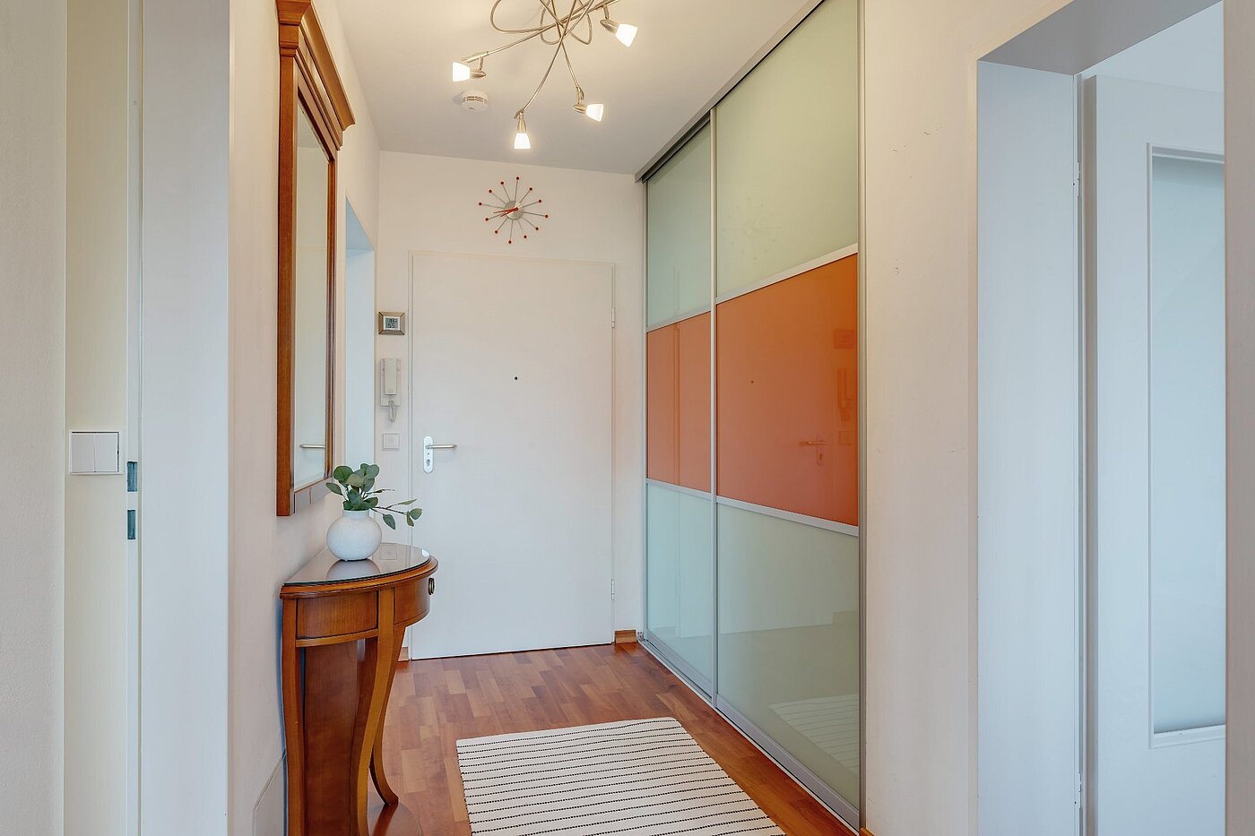 Appartamento mansardato a 2 camere | München-Sendling | 1911ML4 | Diele mit Einbauschrank