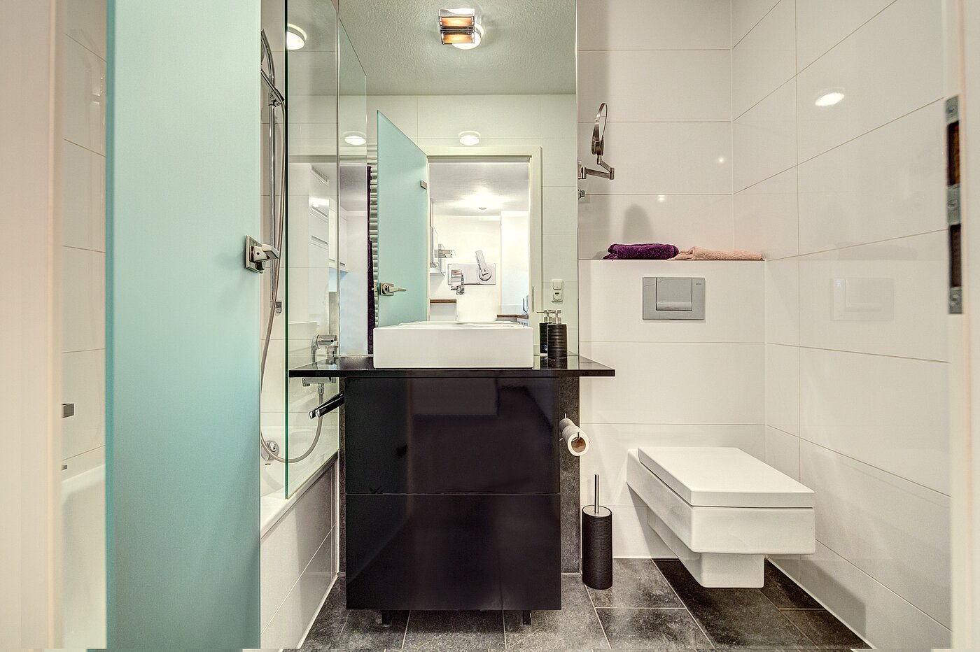 Appartamento a 1 camera | München-Schwabing | 2207ML10 | Bad mit Badewanne