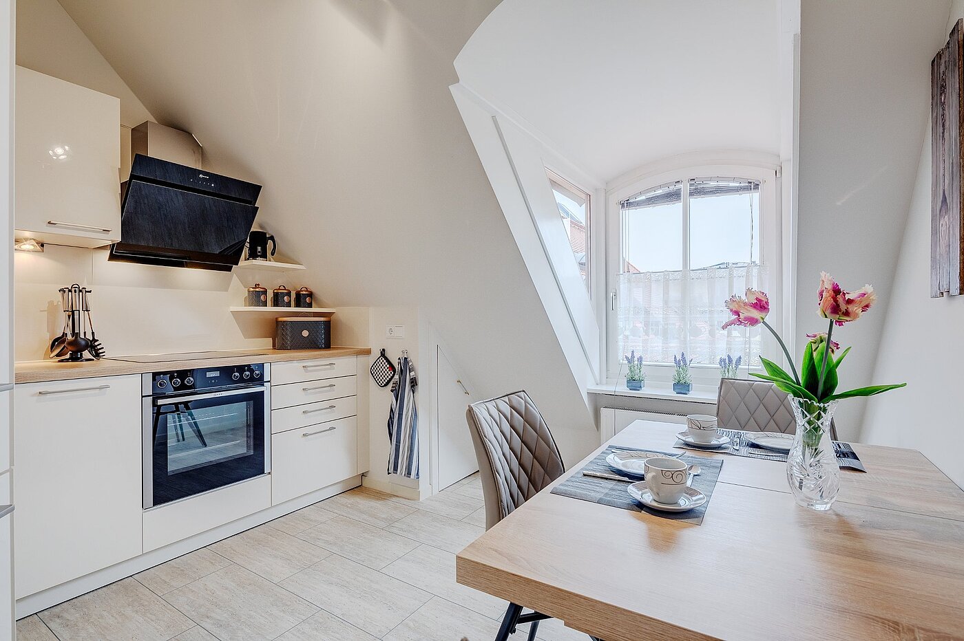 Appartamento a 2.5 camere | München-Moosach | 2012ML4 | Geschmackvolle Einbauküche...