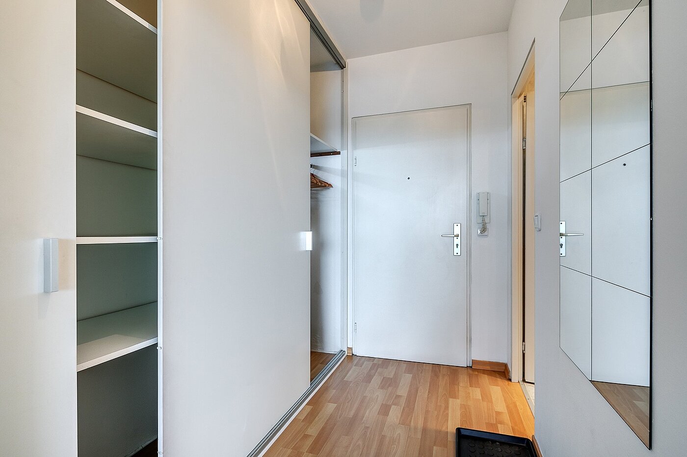 Appartamento a 1 camera | München-Moosach | 1903ML3 | Mit Einbauschrank