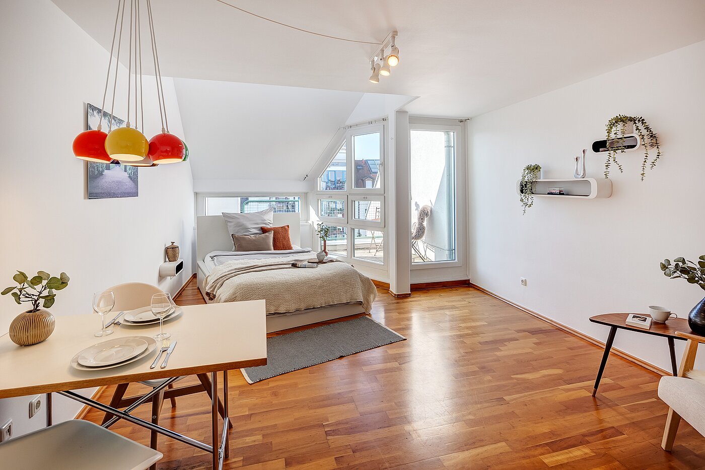 Appartamento a 1 camera | München-Maxvorstadt | 70165 | Gemütlicher Wohn-/Essbereich