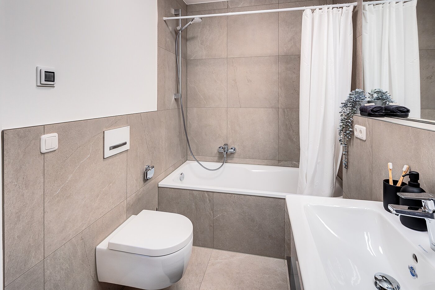 Appartamento a 3 camere | München-Oberföhring | 70246 | Komplett erneuertes...