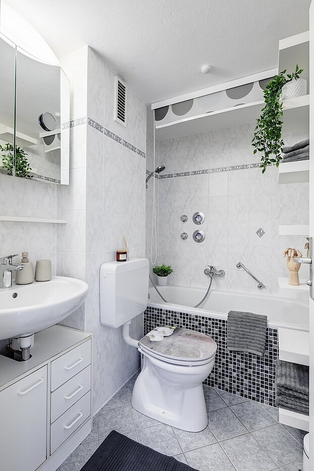 Appartamento a 1 camera | München-Berg am Laim | 2003ML15 | Badezimmer mit Wanne
