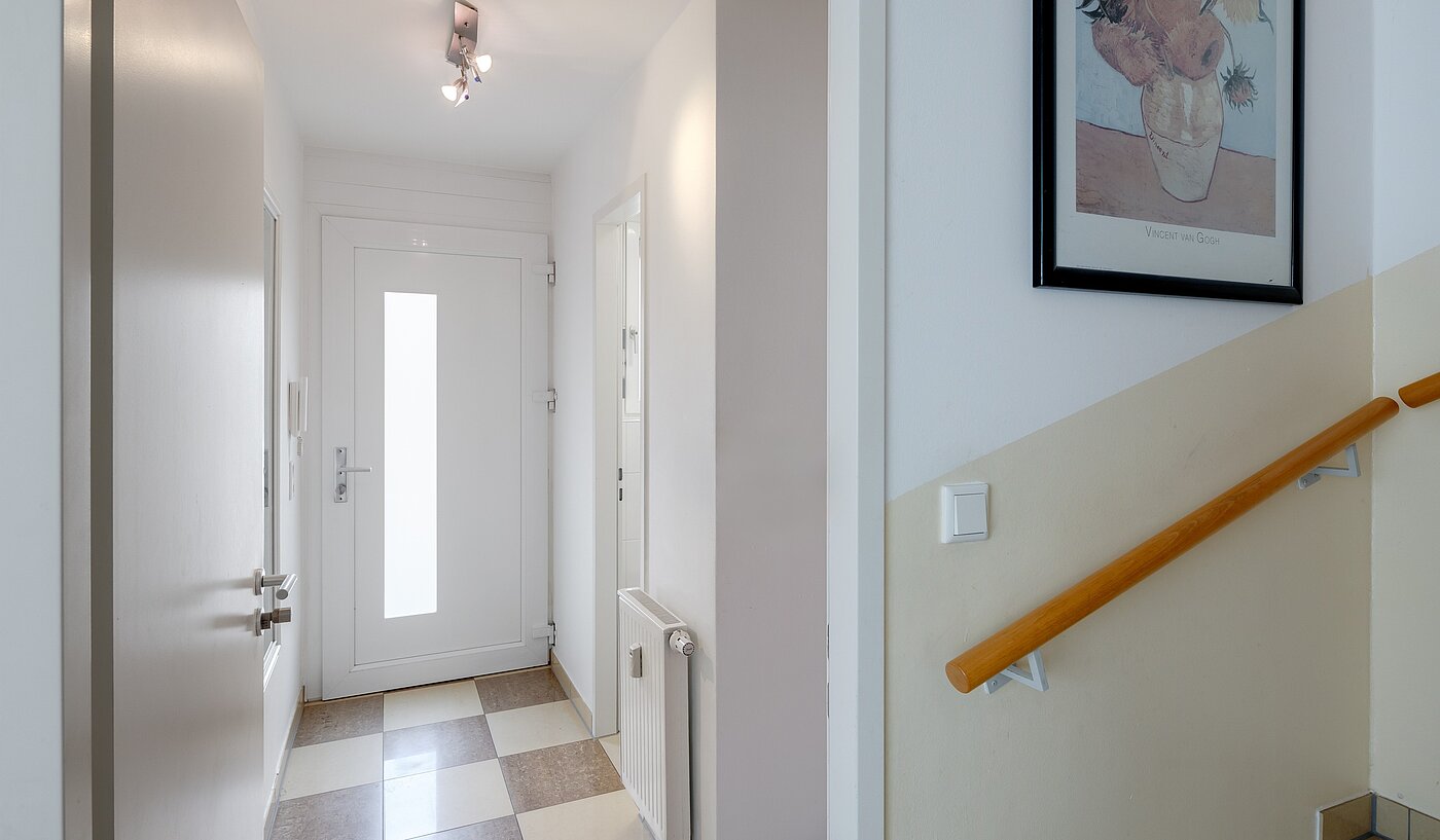 Casa bifamiliare a 5 camere | Unterföhring | 70119 | Eingangsbereich